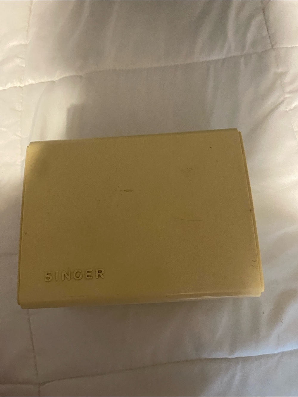 SINGER Yellow Sewing Accessory Case